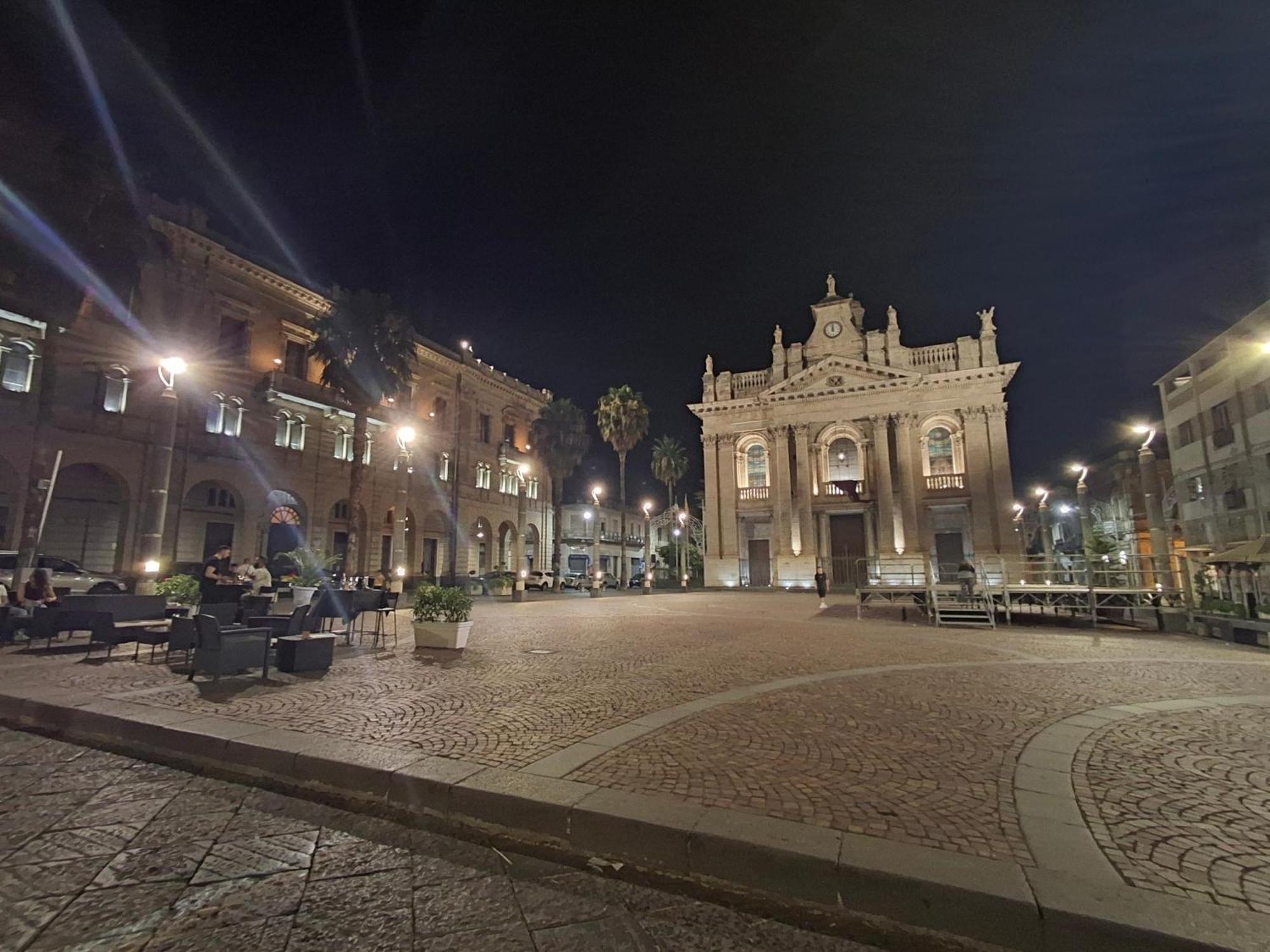 Pomelia Home Riposto Buitenkant foto